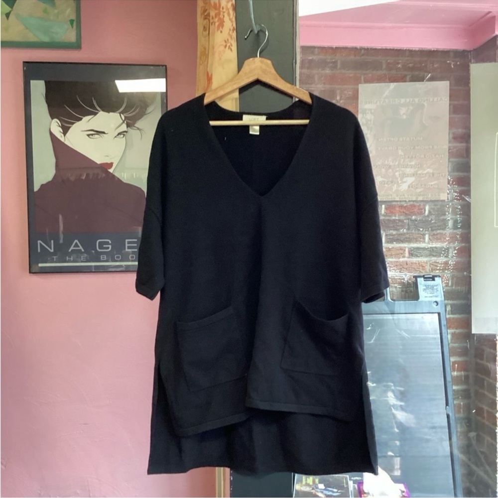 LOFT Black V-Neck Tunic with Pockets
